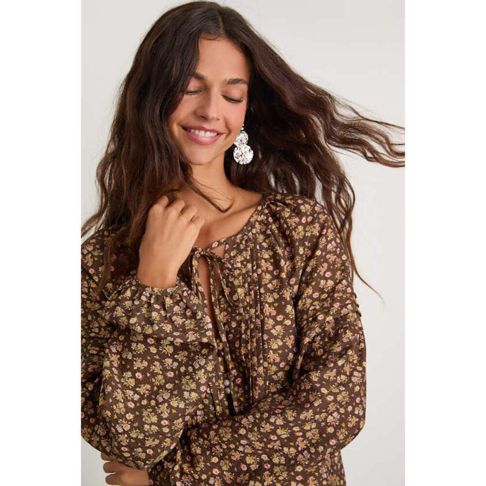 Lulus Noahlyn Brown Floral Pleated Long Sleeve Blouse - Size M
